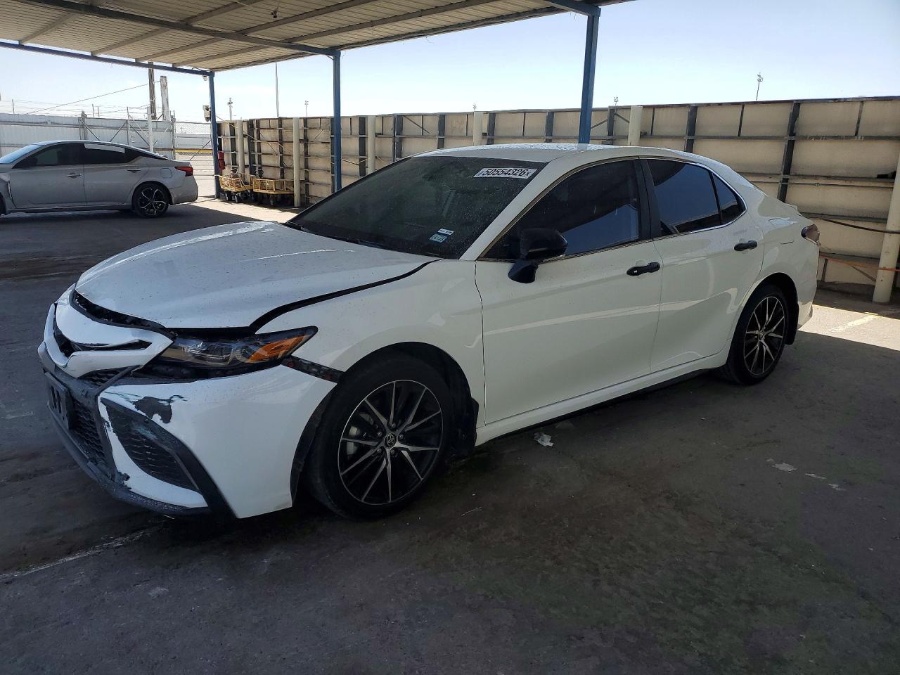 Salvage Toyota Camry Image