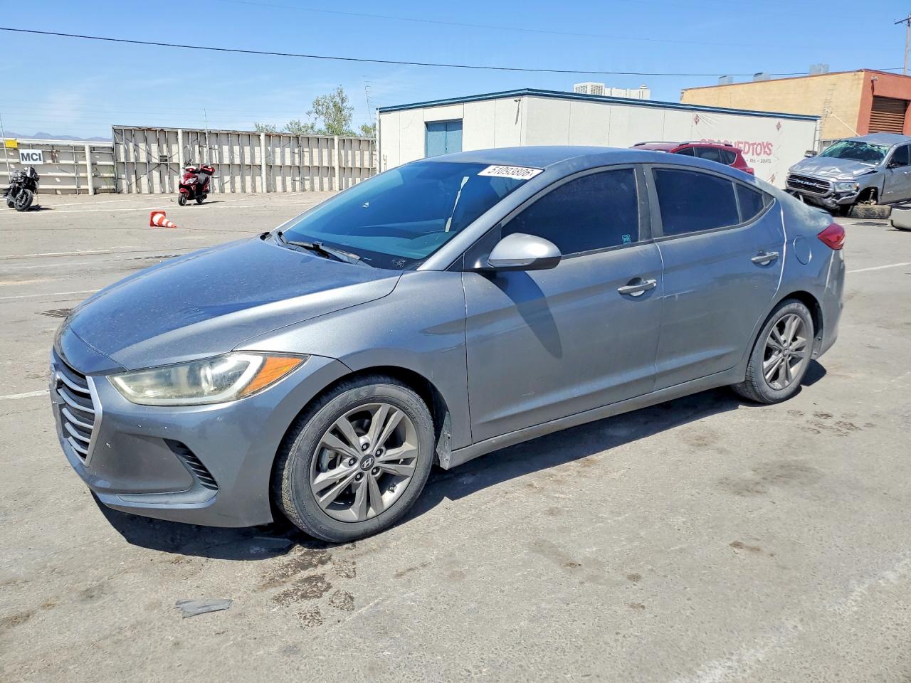 Salvage Hyundai ELANTRA Image