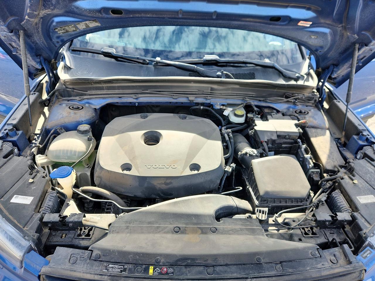 Volvo XC40 T5 R-design