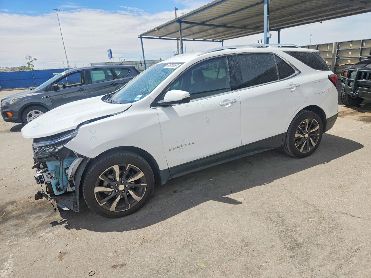 Salvage Chevrolet Equinox Image