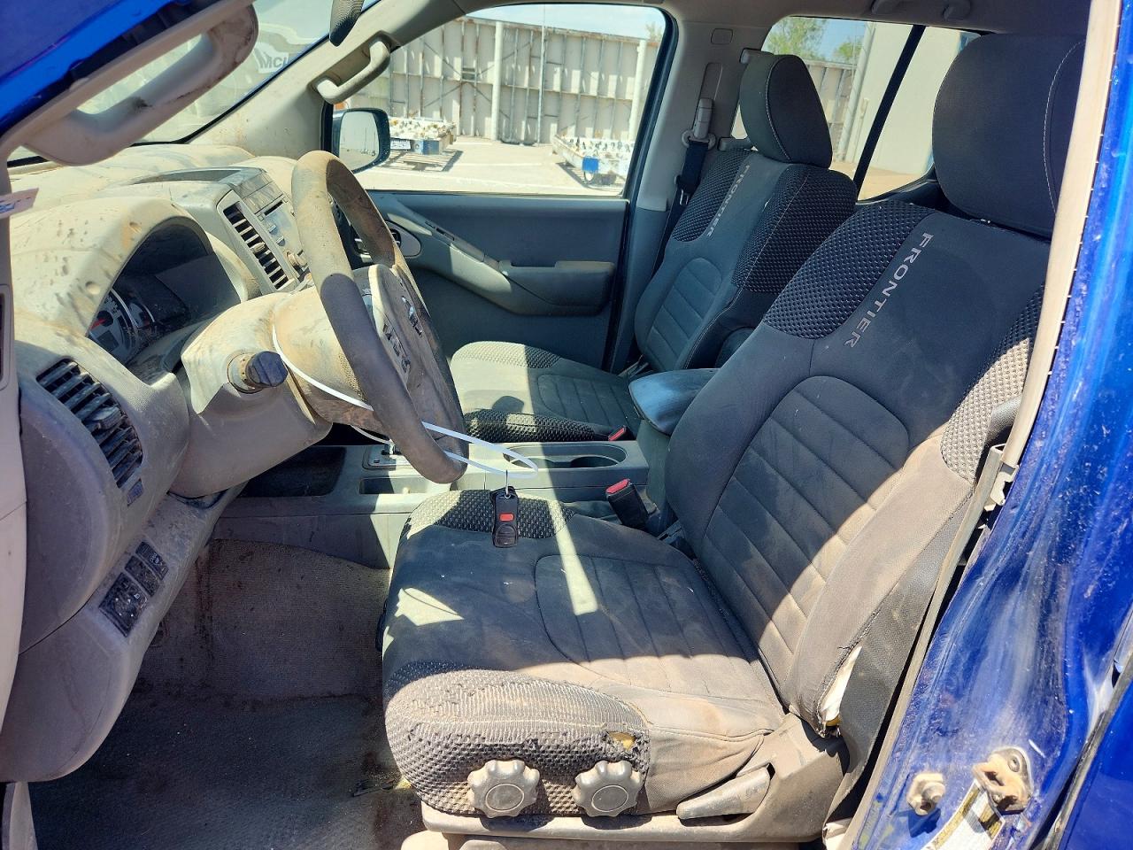 Nissan Frontier Desert Runner
