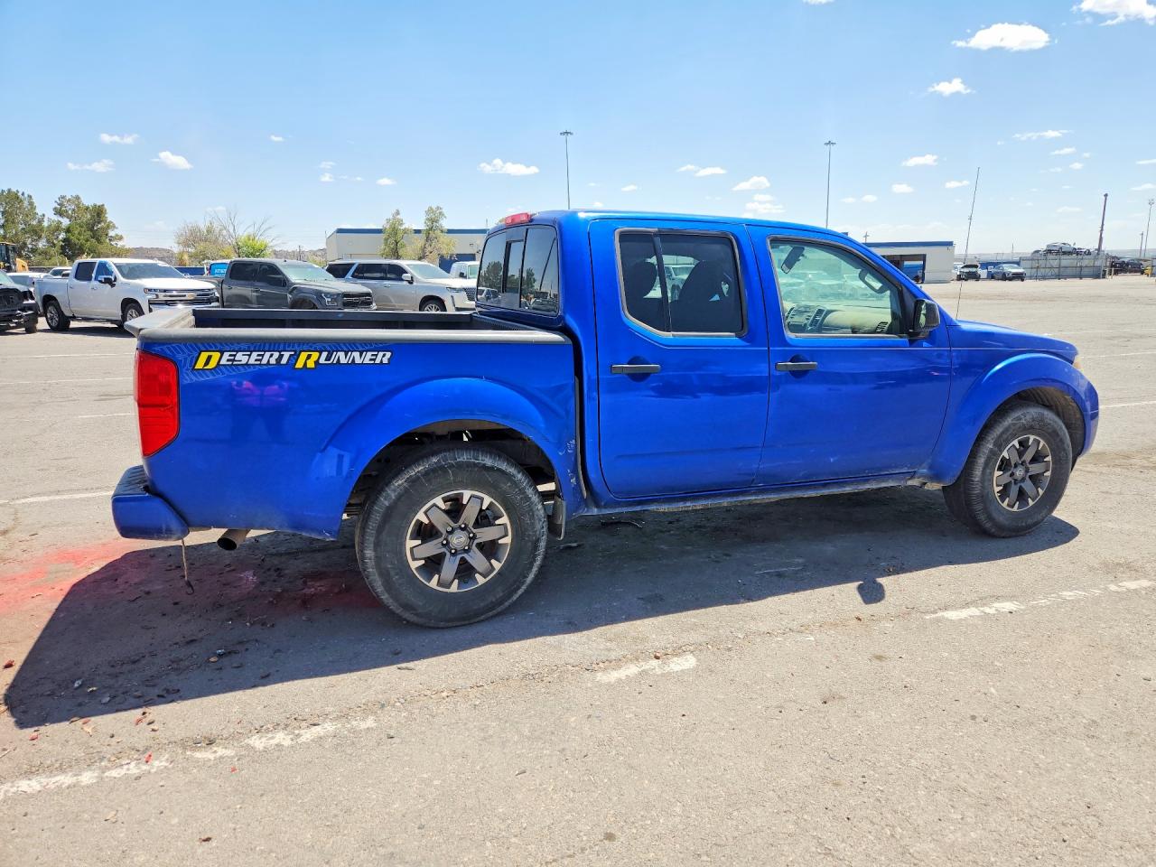 Nissan Frontier Desert Runner