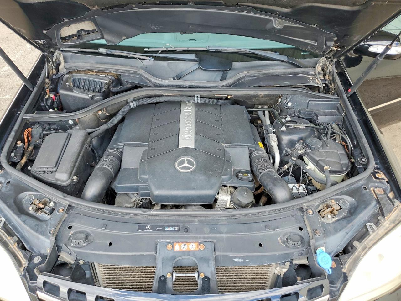 Mercedes-Benz M-Class 500
