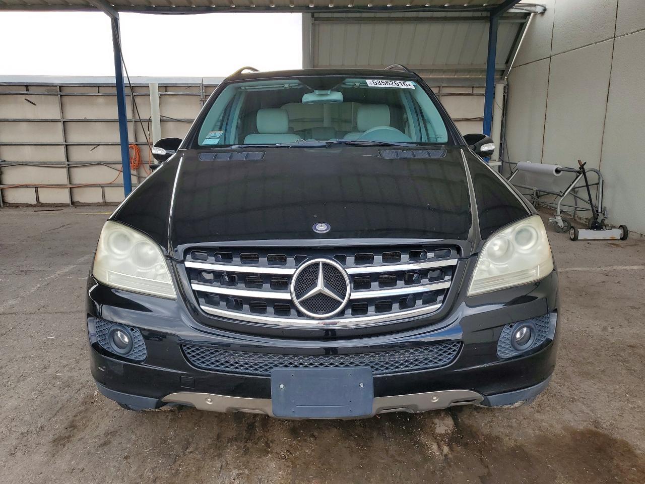 Mercedes-Benz M-Class 500