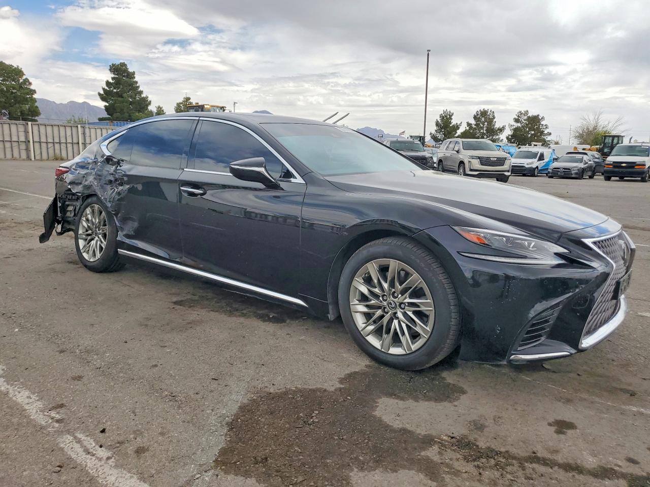 Lexus LS Base