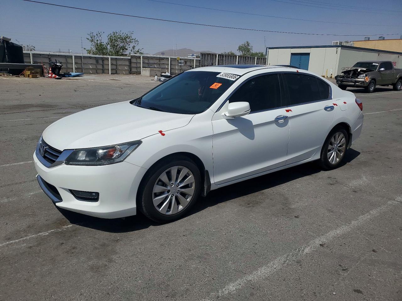 Salvage Honda Accord Image
