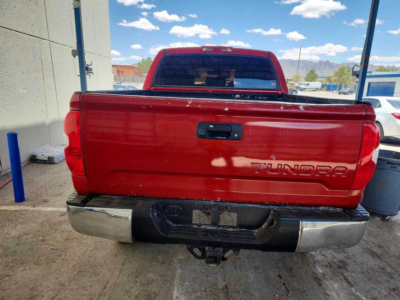 Toyota Tundra Crewmax Sr5