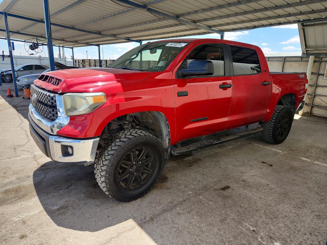Salvage Toyota Tundra Image