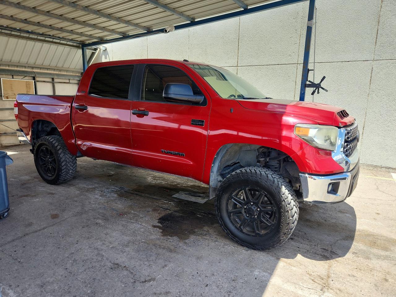 Toyota Tundra Crewmax Sr5
