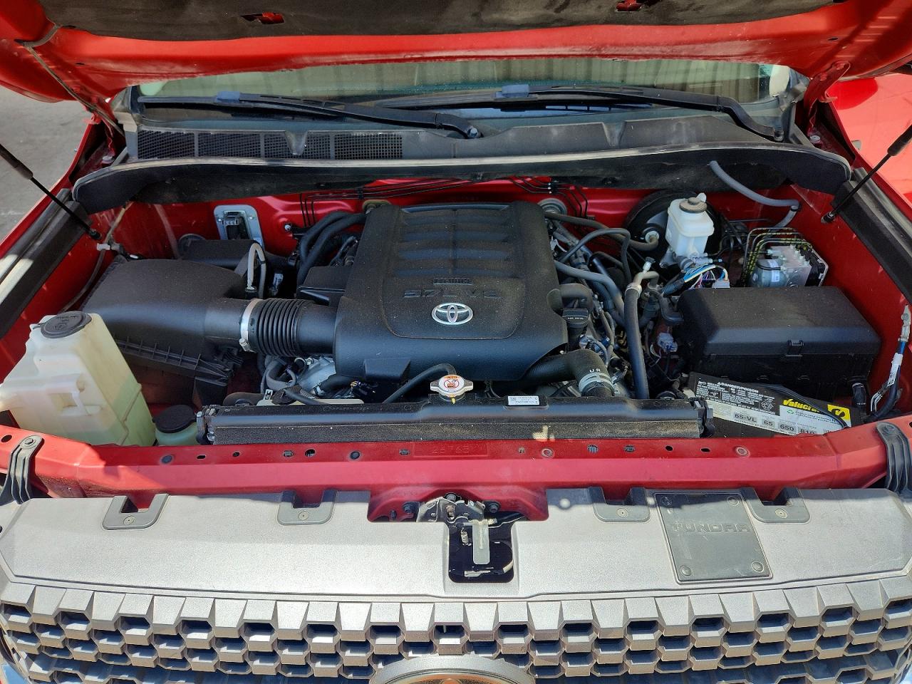 Toyota Tundra Crewmax Sr5