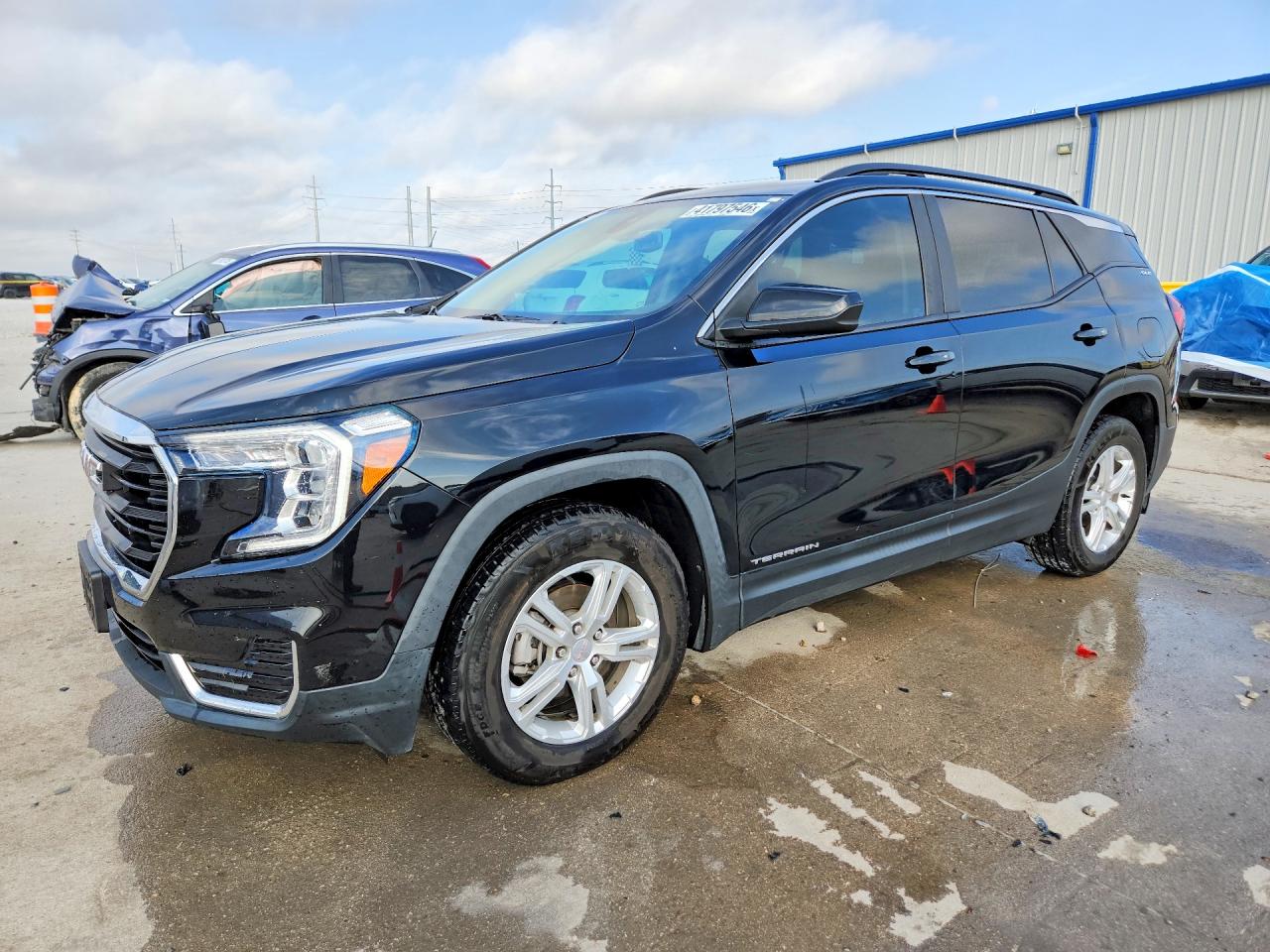 Salvage GMC Terrain Image