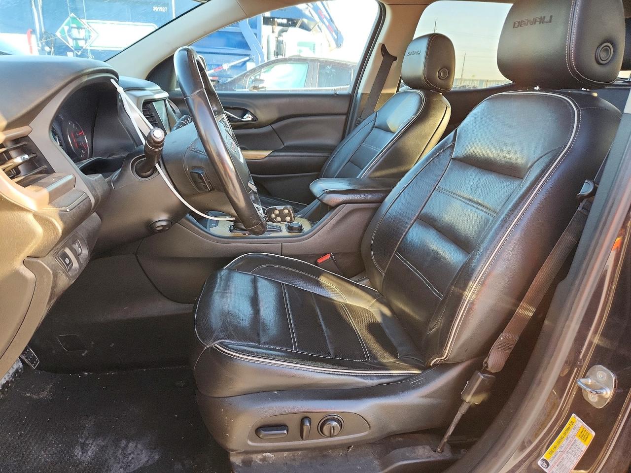 GMC Acadia Denali
