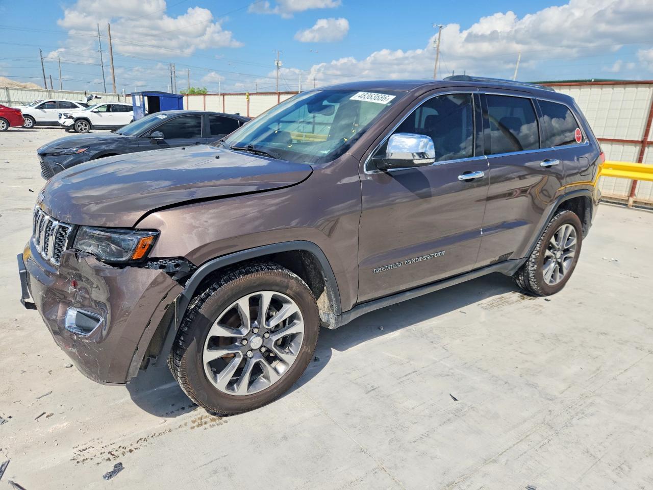 Salvage Jeep Grand Cherokee Image