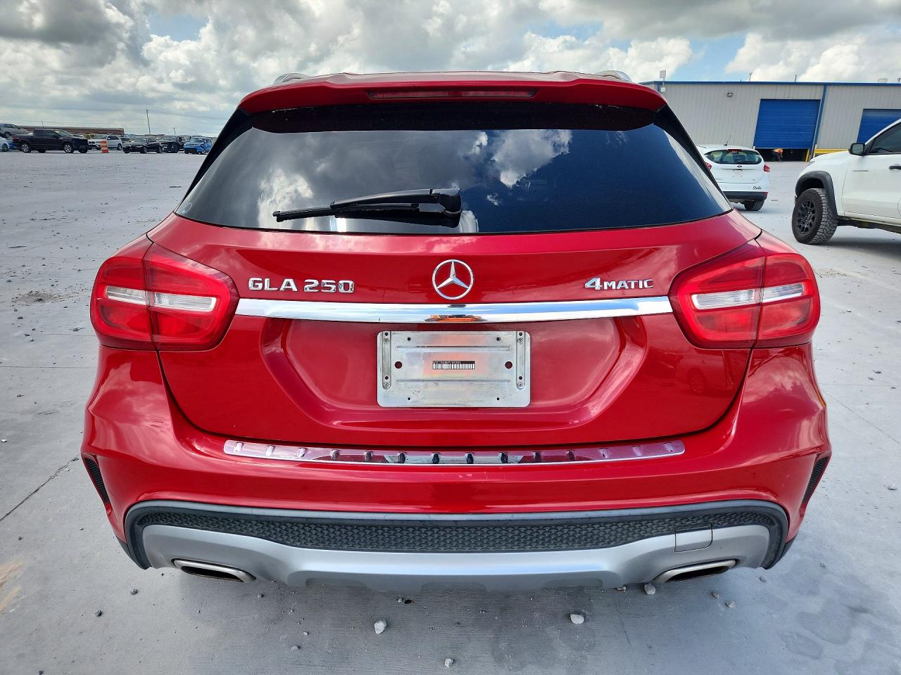 Mercedes-Benz GLA 250 4matic