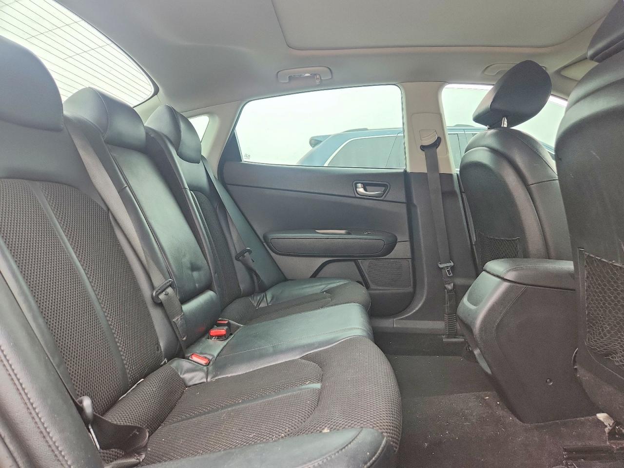 Kia Optima S