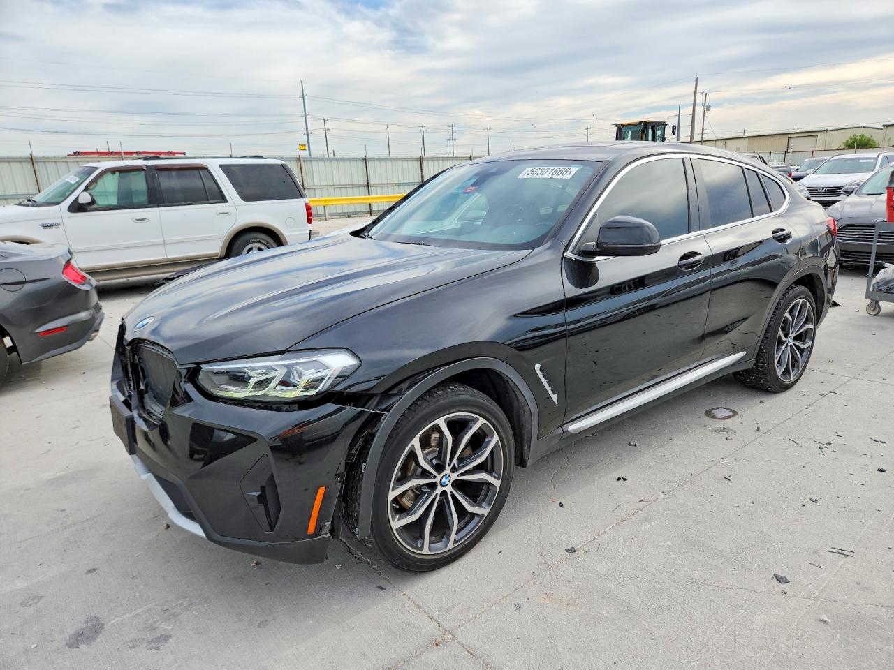 Salvage BMW X Series Image