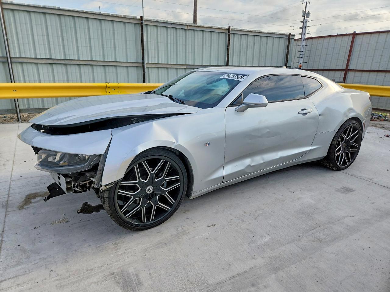 Salvage Chevrolet Camaro Image
