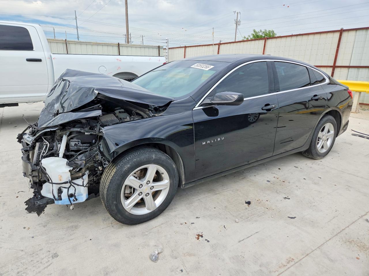 Salvage Chevrolet Malibu Image