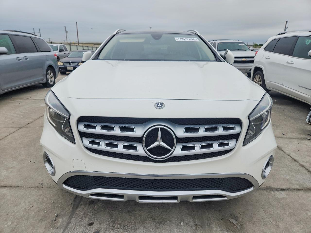 Mercedes-Benz GLA 250