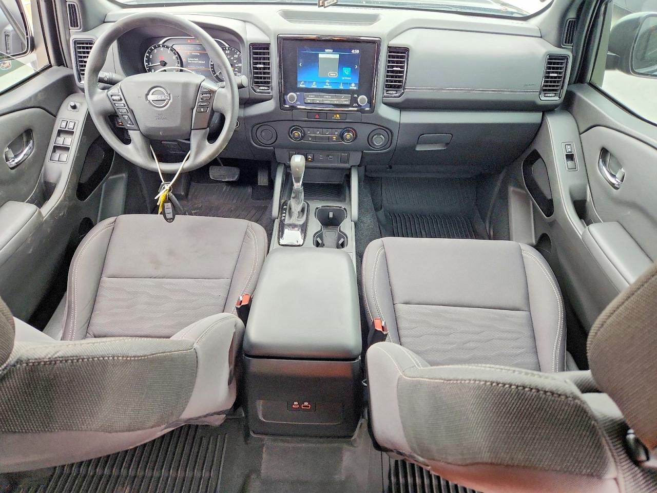 Nissan Frontier Sv