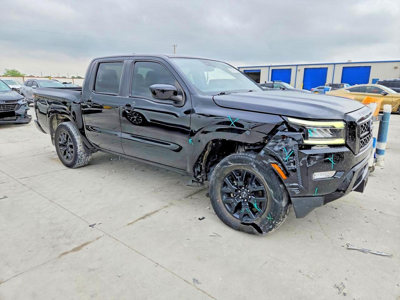 Nissan Frontier Sv