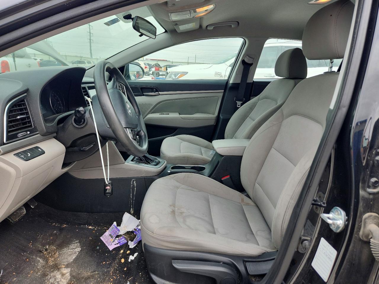 Hyundai ELANTRA Sel