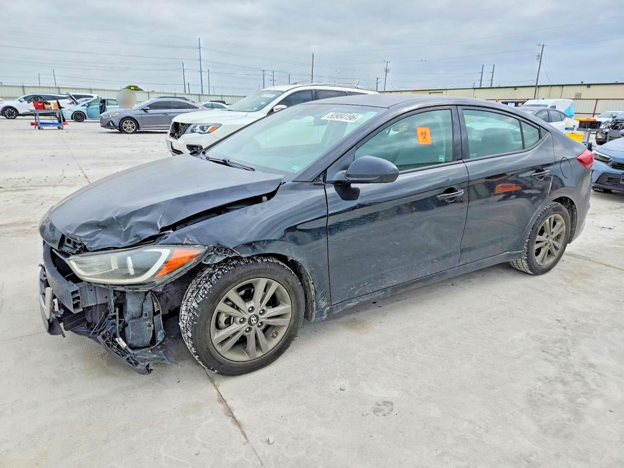 Salvage Hyundai ELANTRA Image