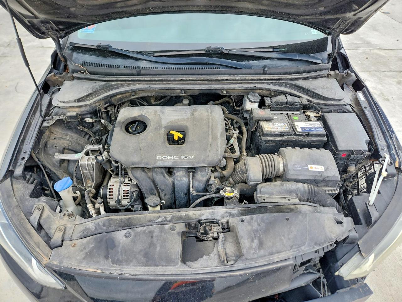 Hyundai ELANTRA Sel