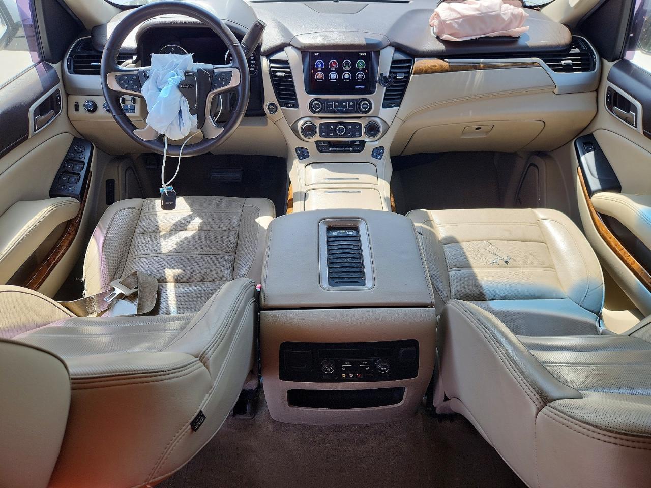 GMC Yukon Denali