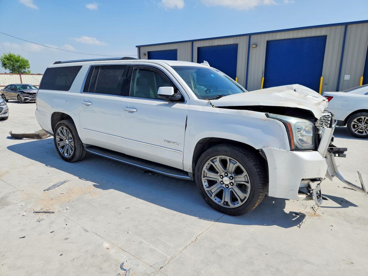 GMC Yukon Denali