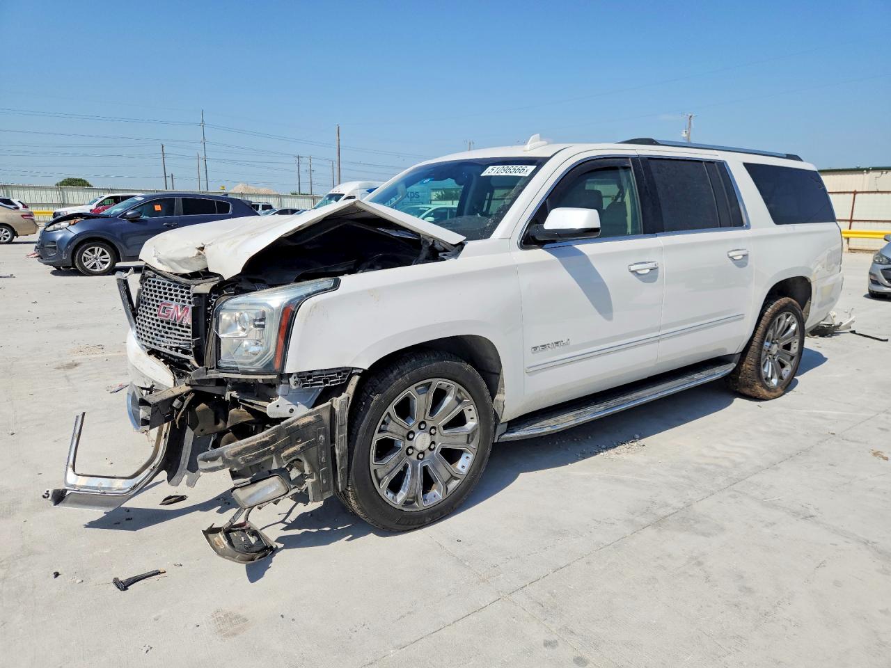 Salvage GMC Yukon Image