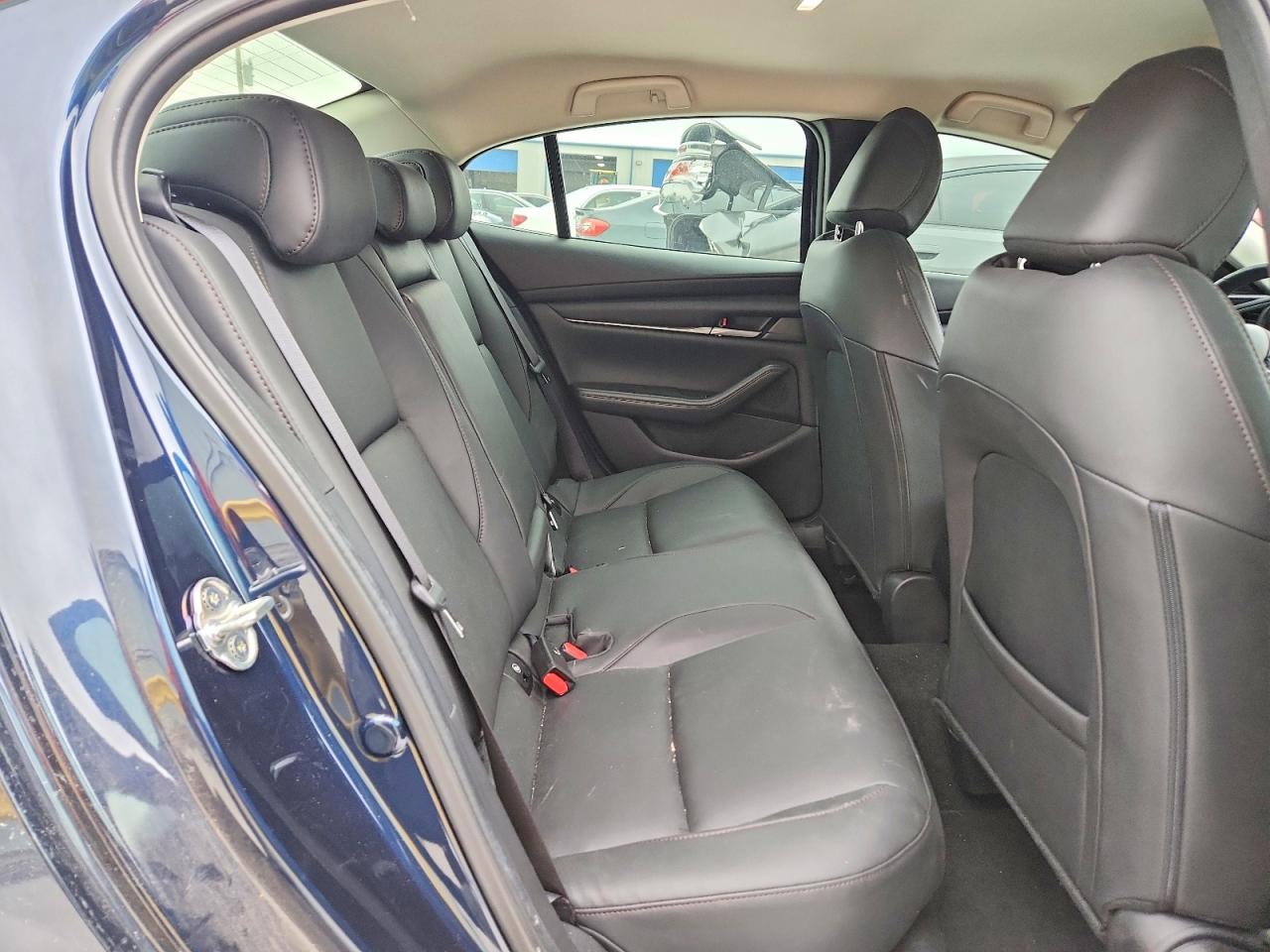 Mazda 3 Select