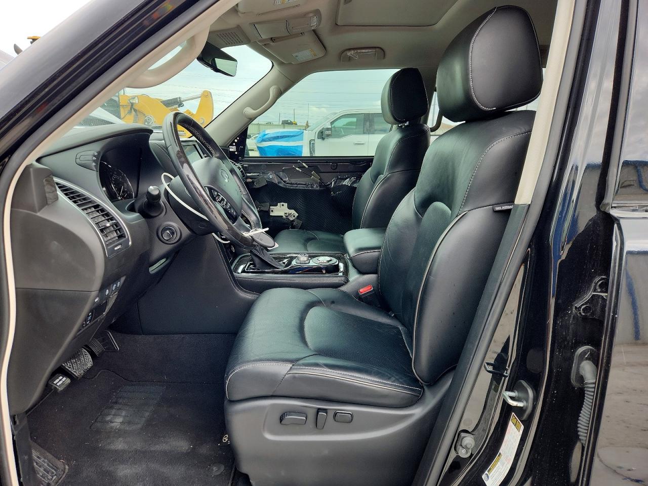 INFINITI Qx Luxe