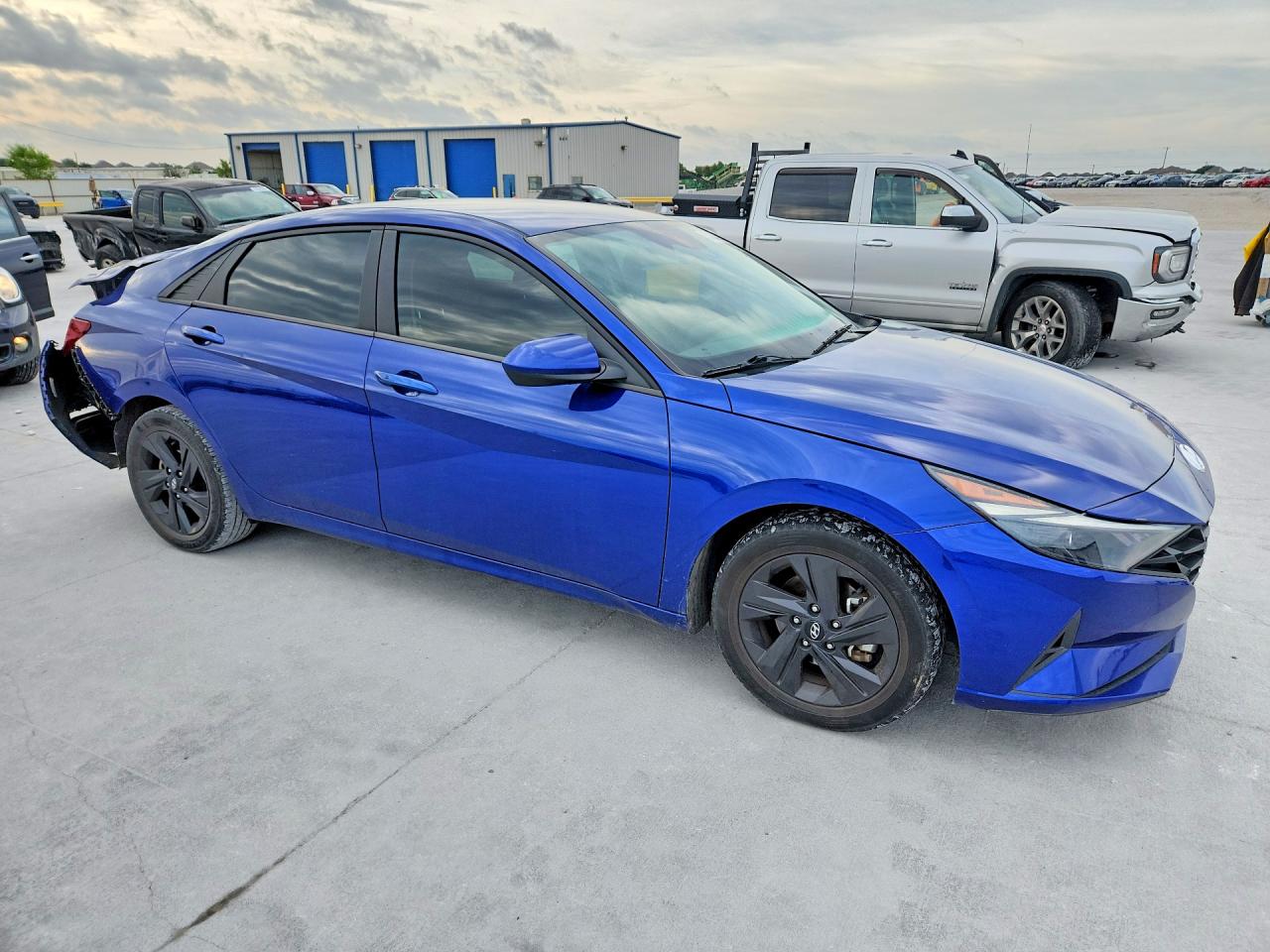 Hyundai ELANTRA Sel