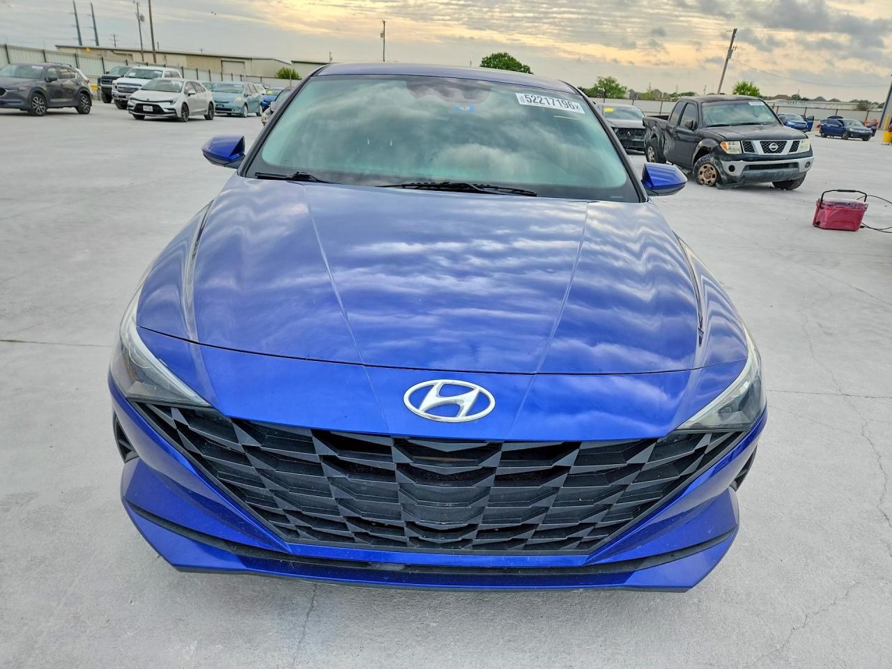 Hyundai ELANTRA Sel