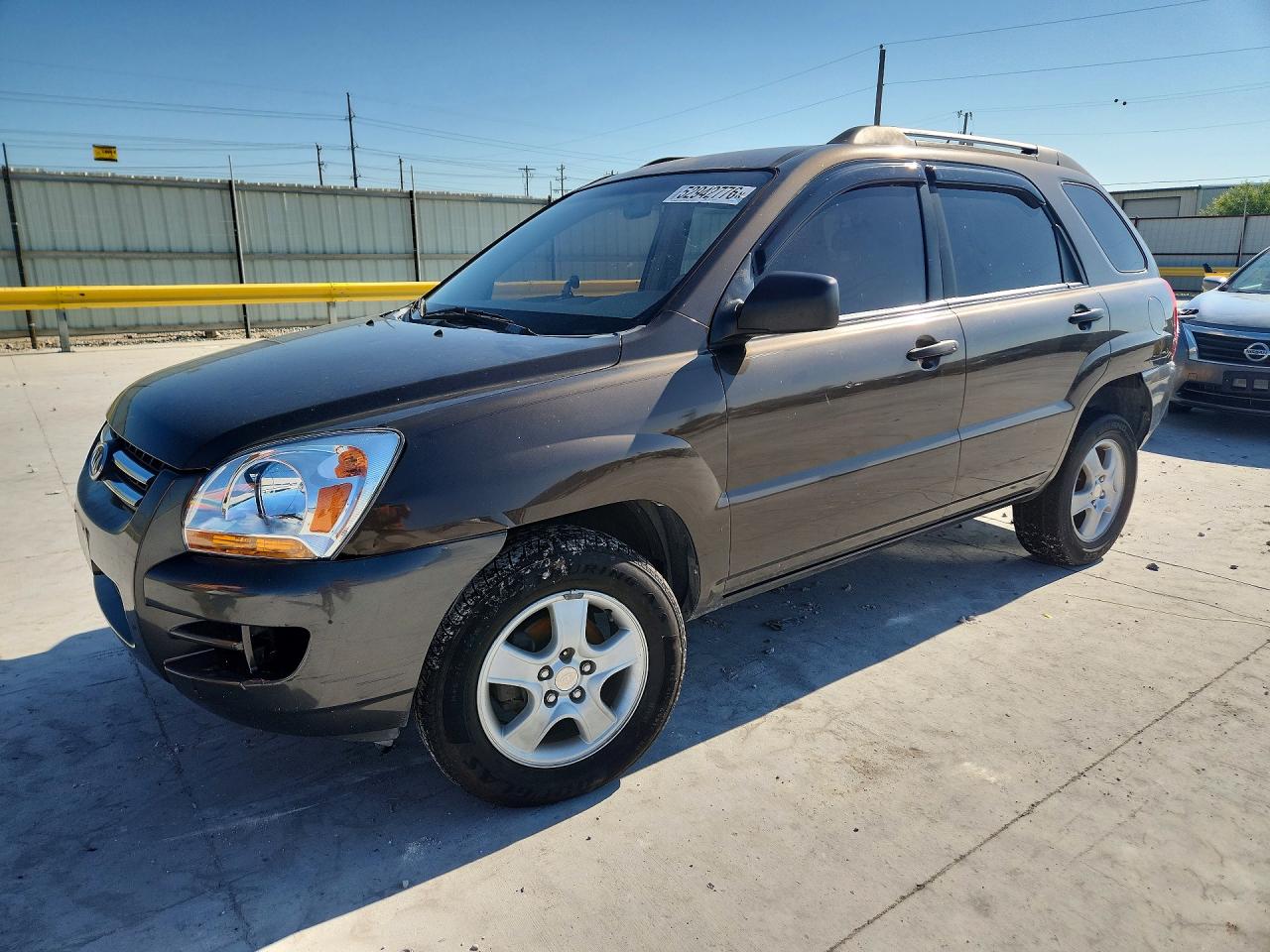 Salvage Kia Sportage Image