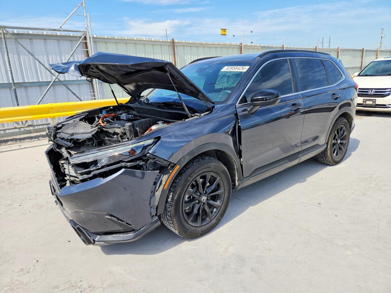 Salvage Honda Crv Image