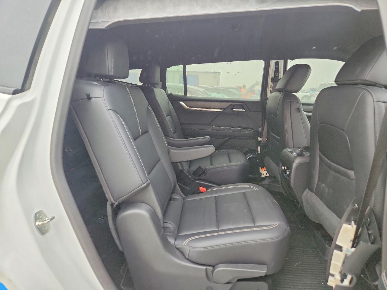 GMC Acadia Elevation