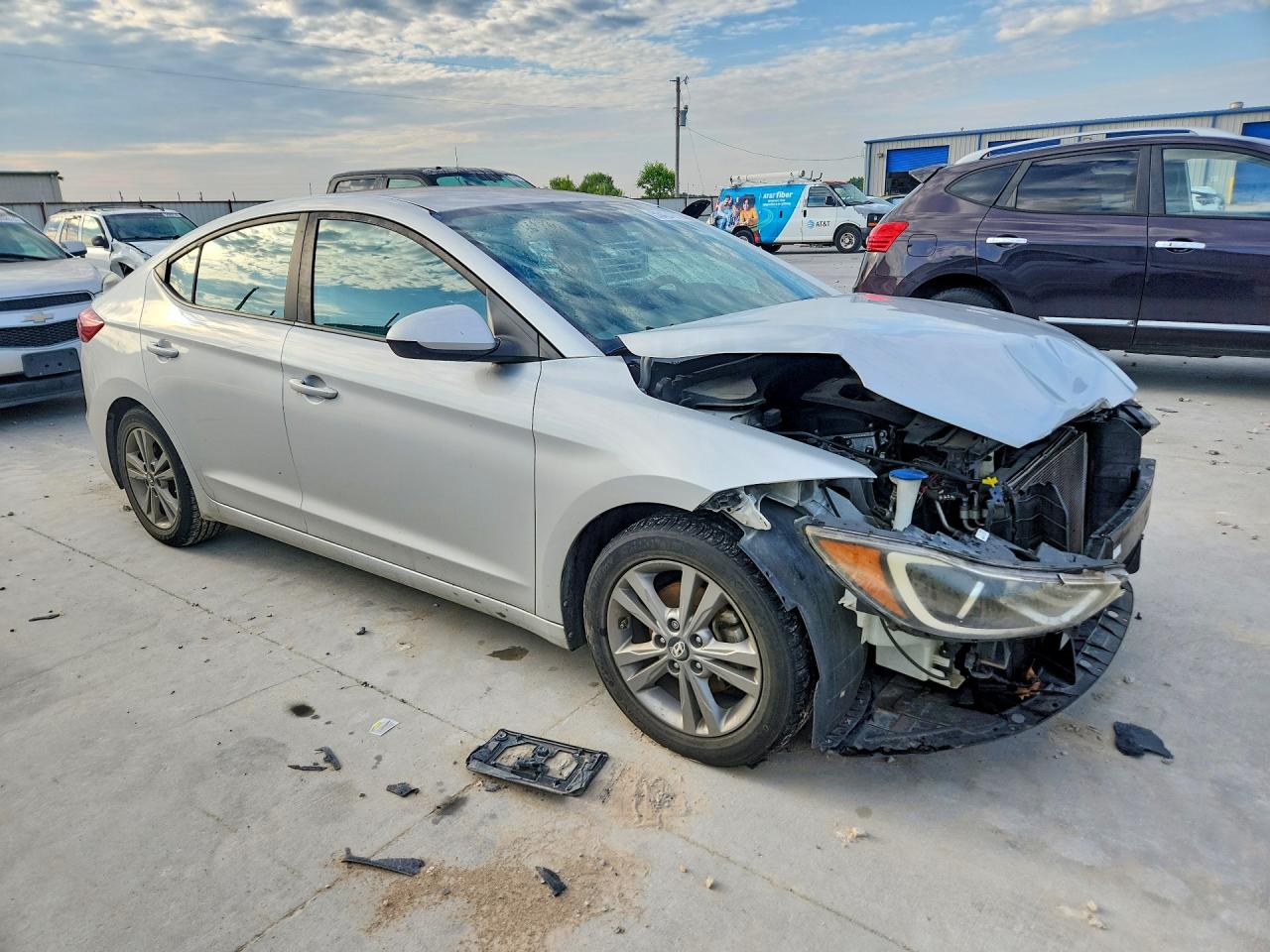 Hyundai ELANTRA Sel