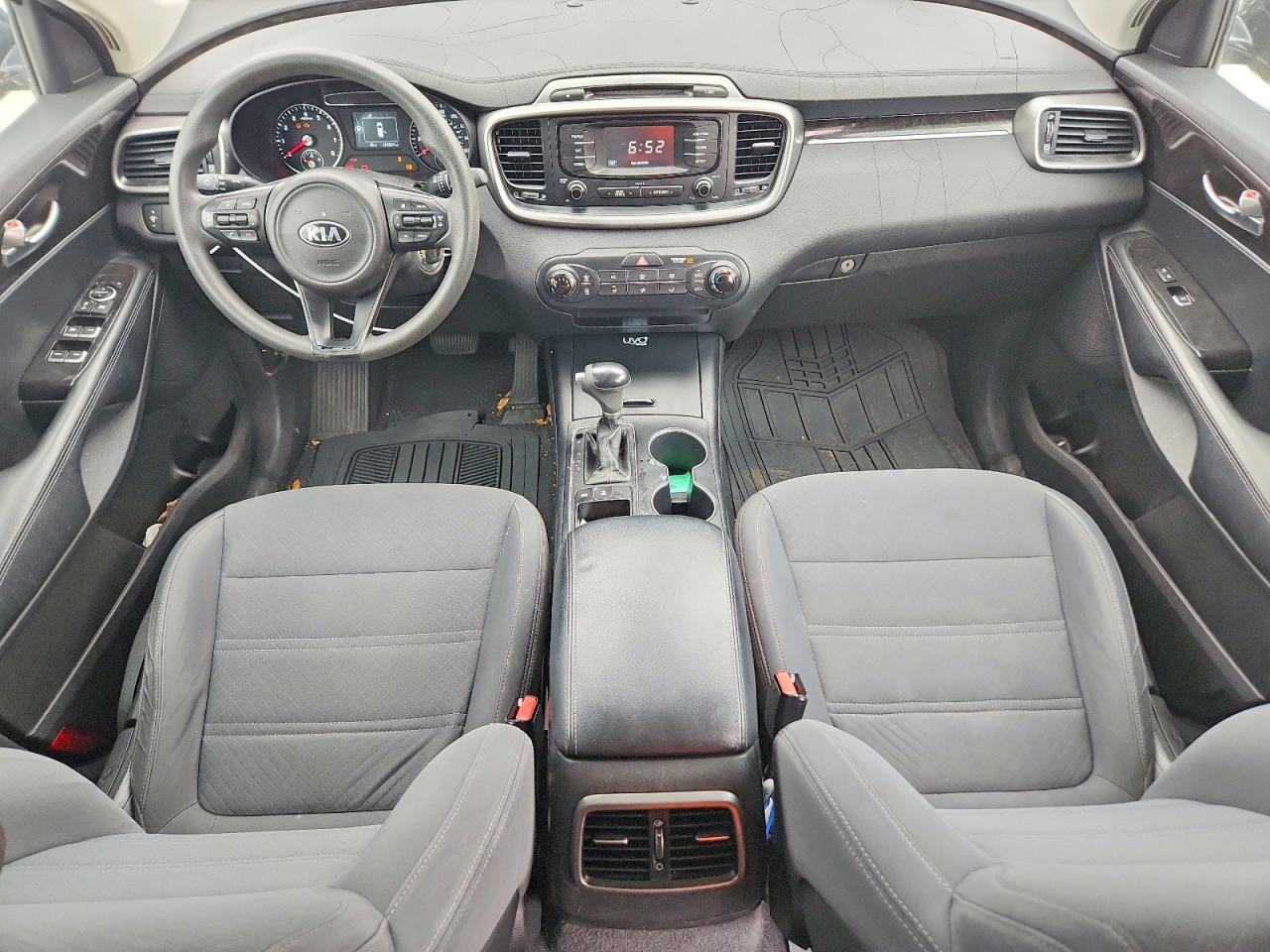 Kia Sorento Lx V6