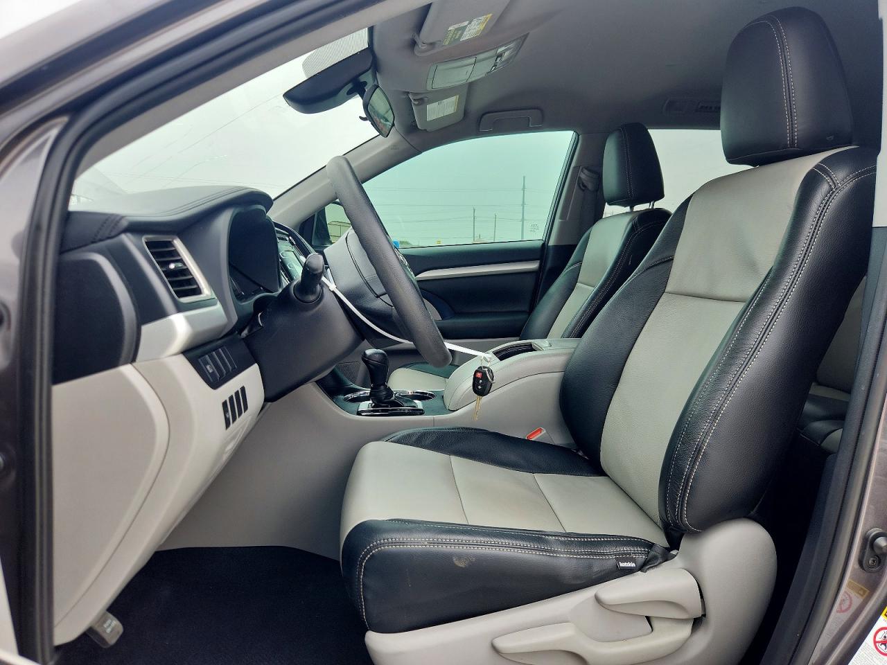Toyota Highlander Le