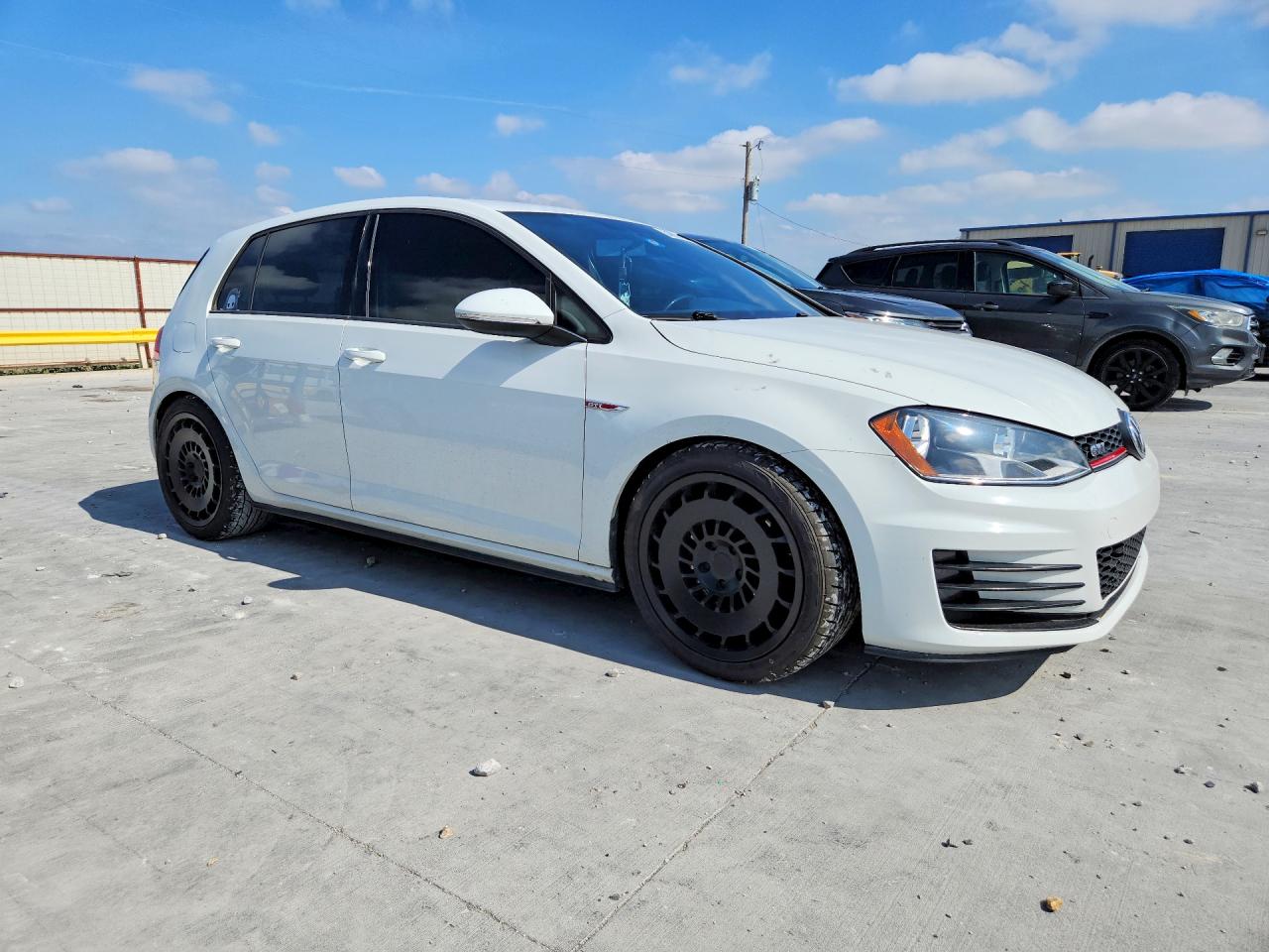 Volkswagen GTI S