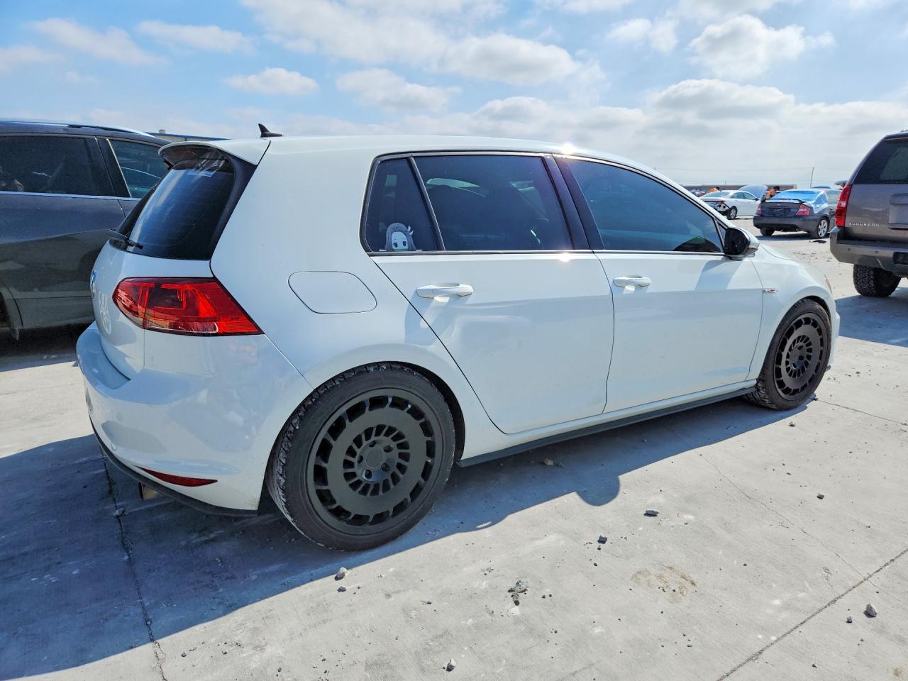 Volkswagen GTI S