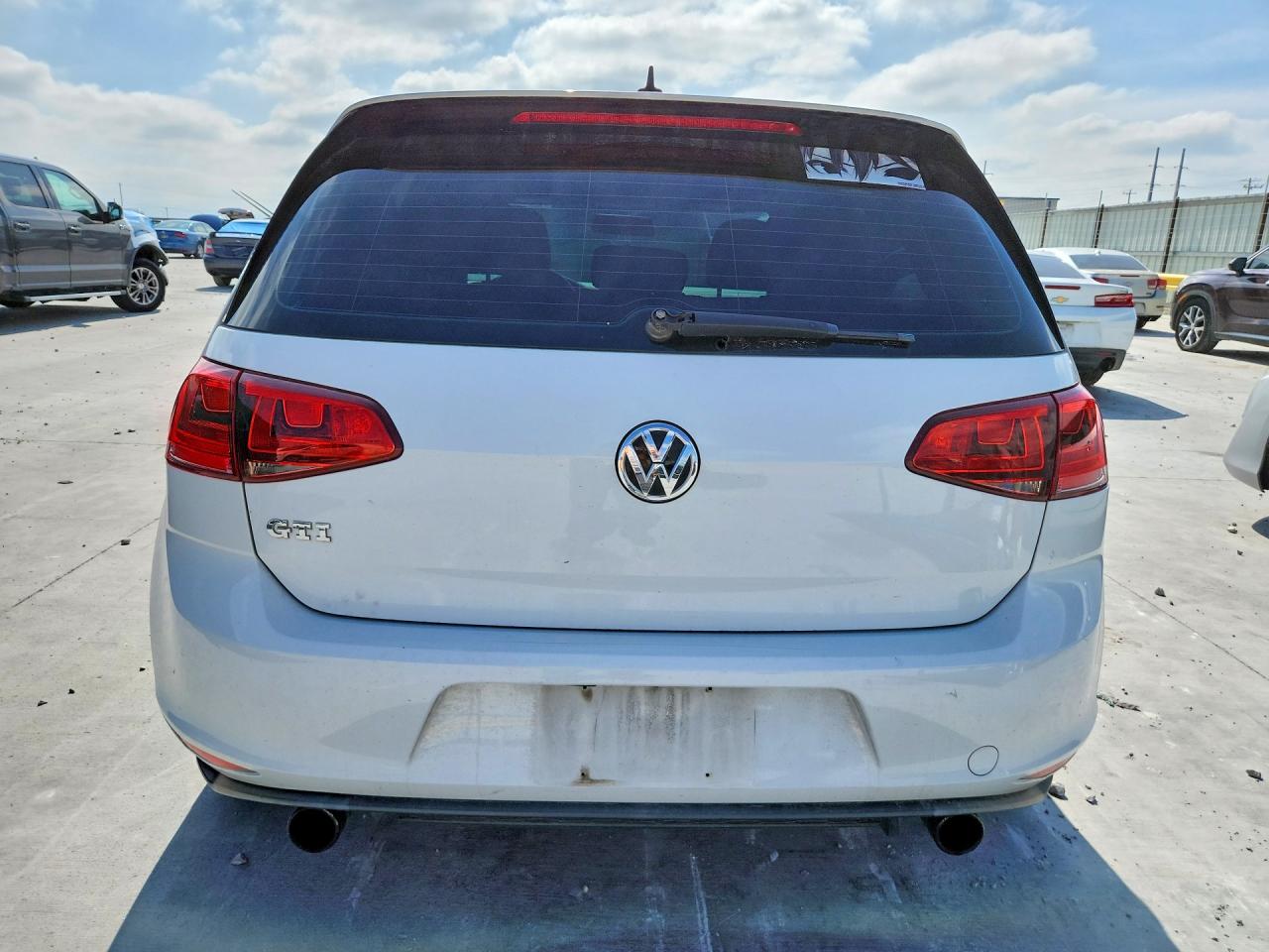 Volkswagen GTI S
