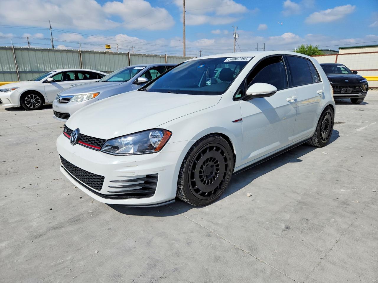 Salvage Volkswagen GTI Image