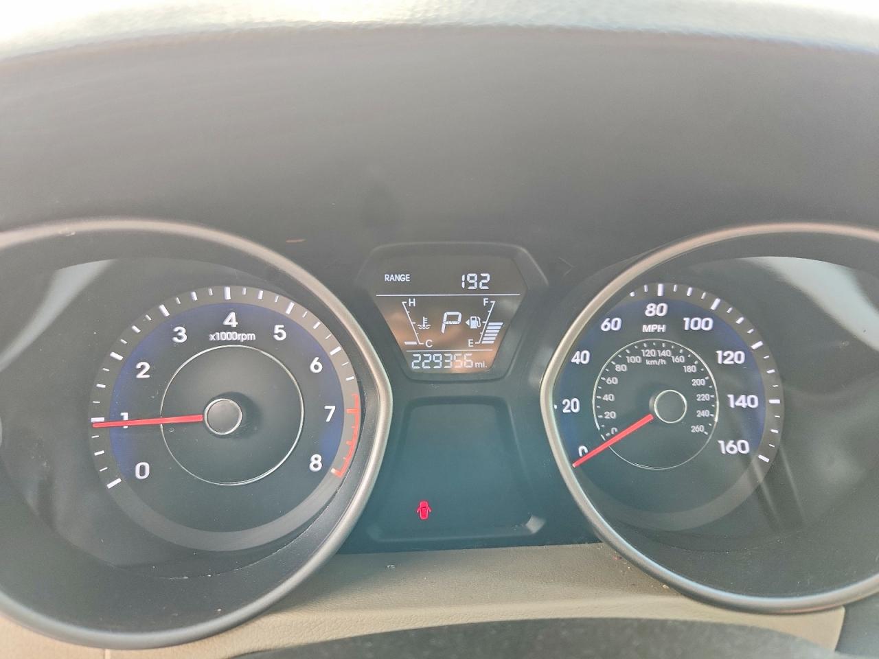 Hyundai ELANTRA Limited