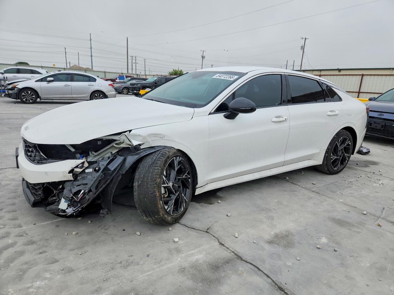 Salvage Kia K5 Image