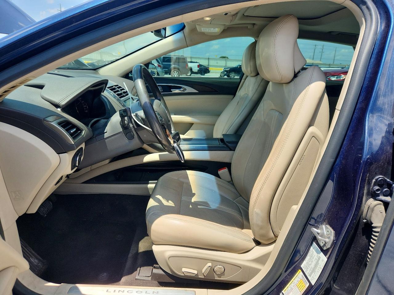 Lincoln MKZ Reserve