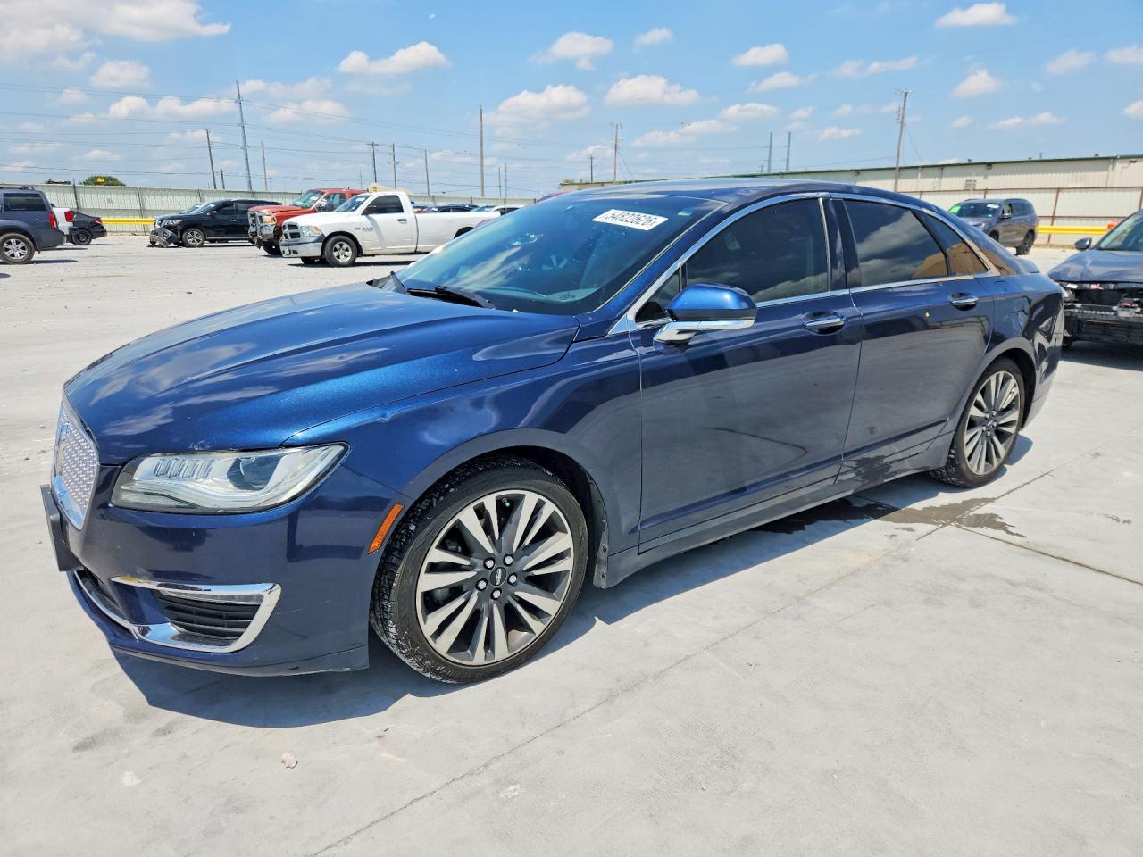 Salvage Lincoln MKZ Image
