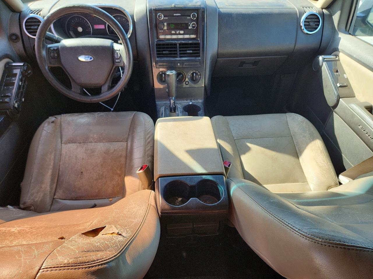 Ford Explorer Xlt